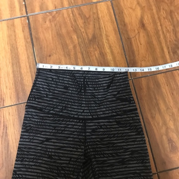 Lululemon Wunder Under Crop High Rise II Palm Roll Down Luon Stripe Play Slate - Picture 6 of 11